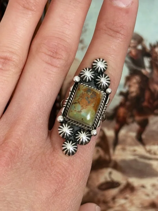 Genuine Navajo Turquoise Ring - Picture 1 of 4